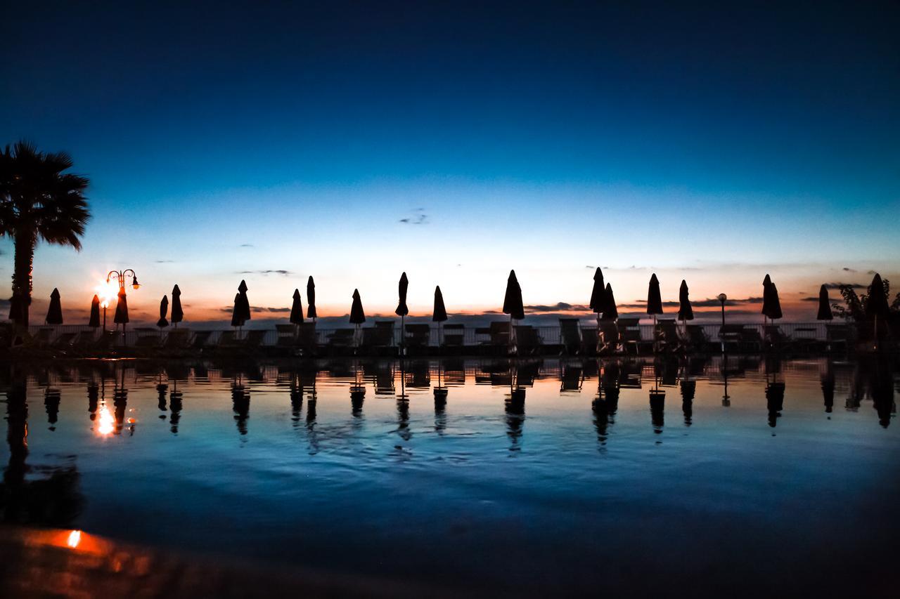 Club Esse Costa Dello Jonio Hotel Mandatoriccio Marina Bagian luar foto