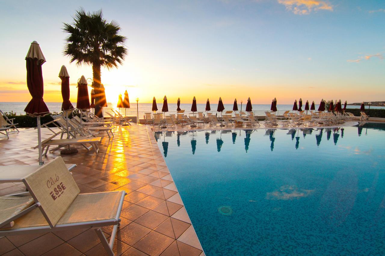 Club Esse Costa Dello Jonio Hotel Mandatoriccio Marina Bagian luar foto