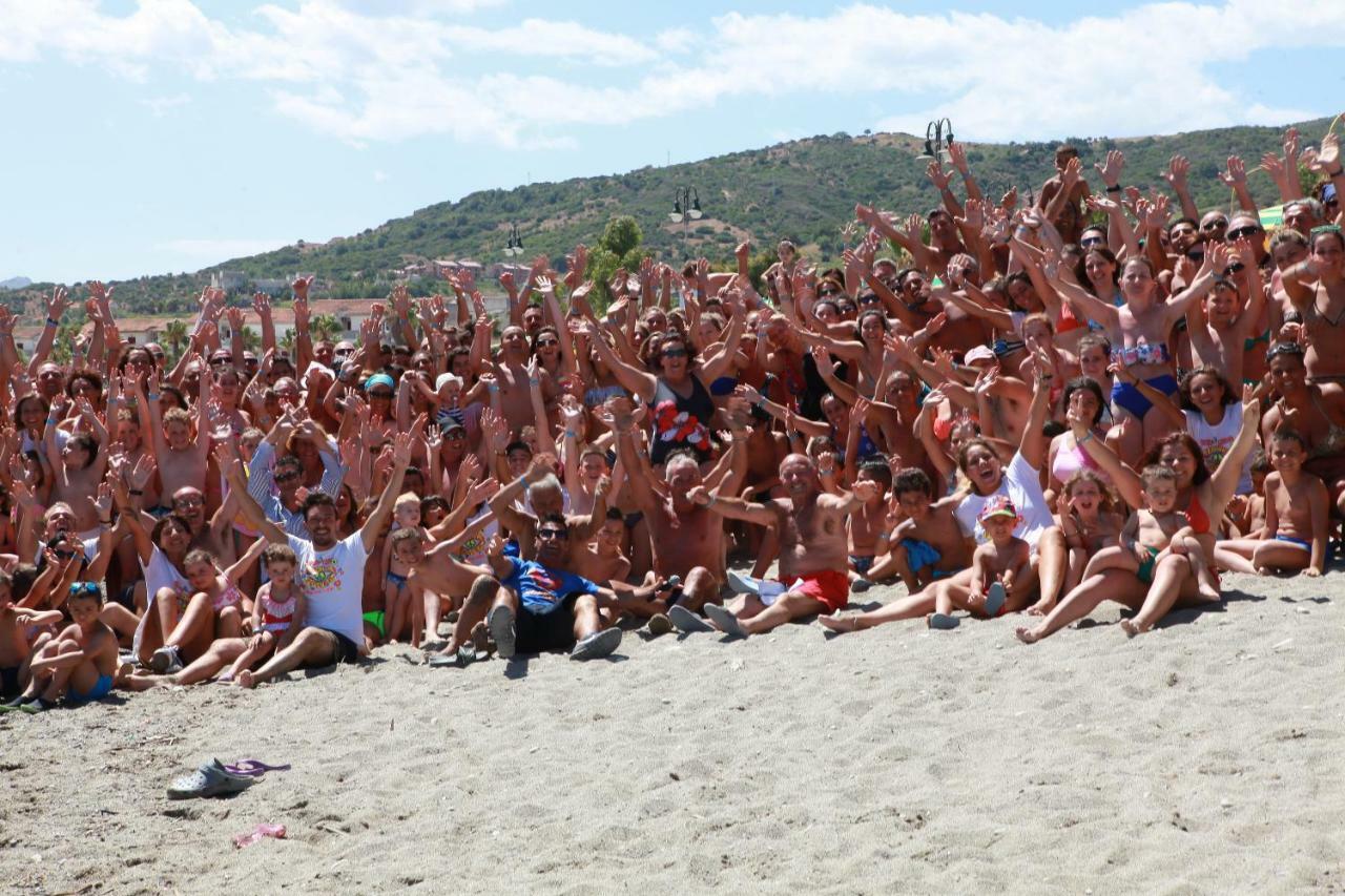 Club Esse Costa Dello Jonio Hotel Mandatoriccio Marina Bagian luar foto