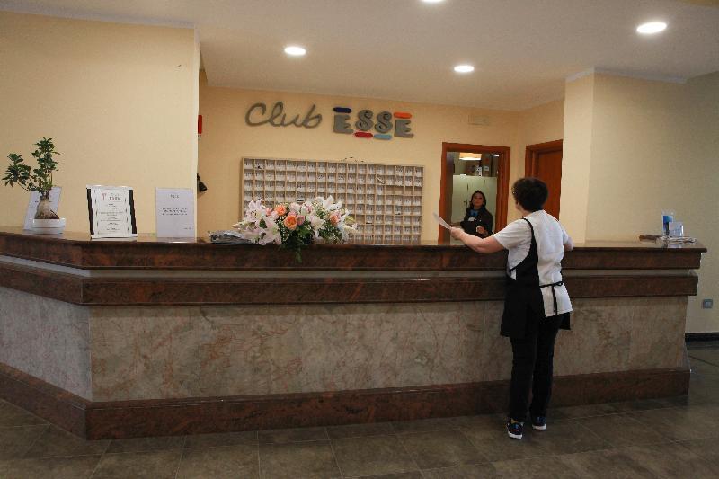 Club Esse Costa Dello Jonio Hotel Mandatoriccio Marina Bagian luar foto